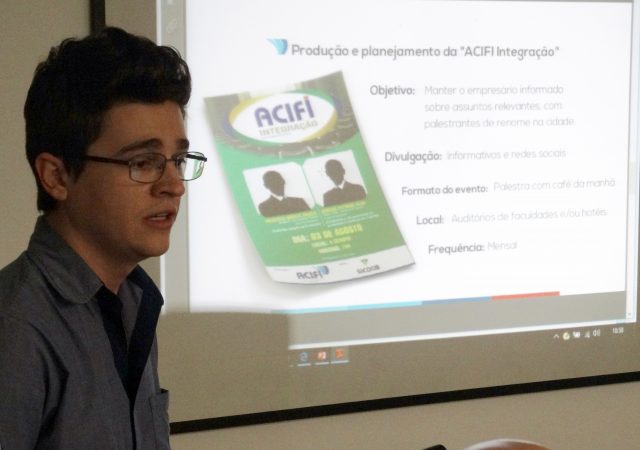 Publicitário da ACIFI, Lucas Marcoviz, detalha ações de comunicação e marketing.