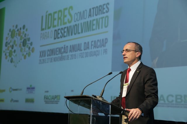 Guido Bresolin Junior, presidente da Faciap, na Convenção Anual da Faciap de 2015