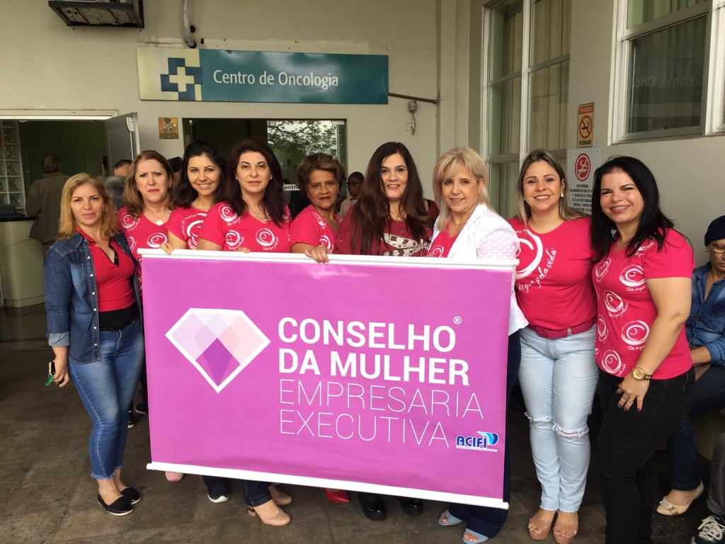 Conselho da Mulher Empresária e Executiva participa do Outubro Rosa