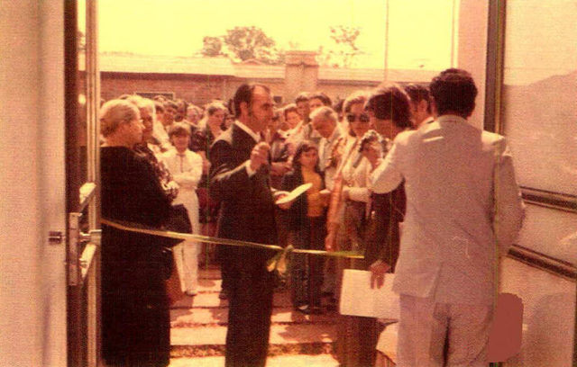 Inauguração da primeira sede própria na década de 70 - Foto: Acervo ACIFI