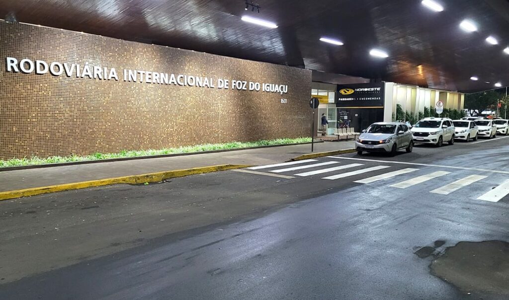 Nova rota de ônibus que saem da rodoviária é necessária para fortalecer o comércio legal e a segurança dos passageiros